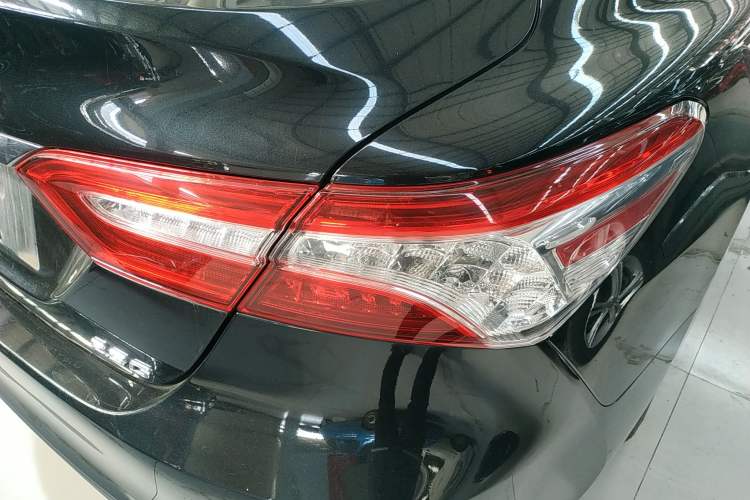 Used Toyota Camry 2021 2.5G Luxury Edition
