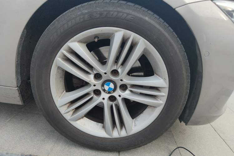 TDK.VehicleDetails.img