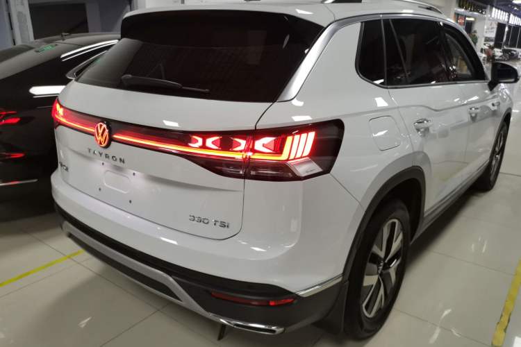 Used Volkswagen Tayron 2023 330TSI Two-Wheel-Drive Luxury Plus Advanced Version
