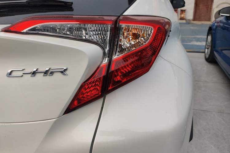 Used Toyota C-HR 2020 2.0L Leading Edition
