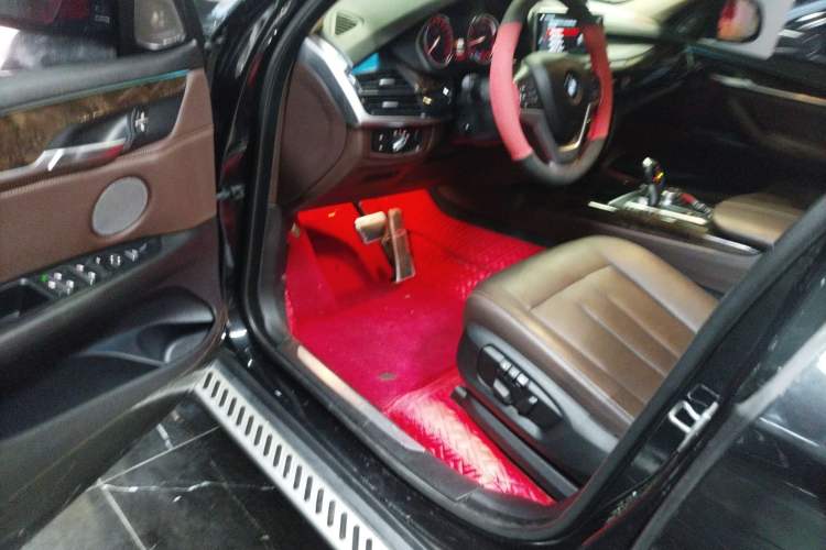 Used BMW X5 2018 xDrive28i
