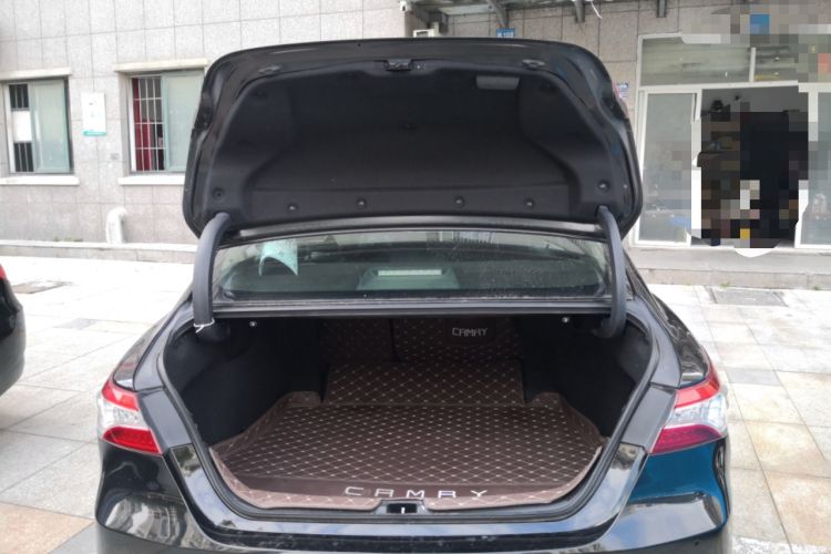 Used Toyota Camry 2019 Revised Version 2.0G Luxury Edition
