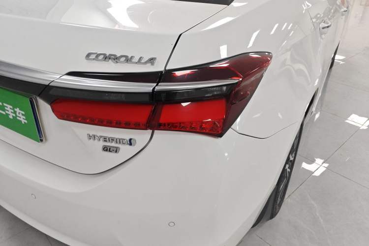 Used Toyota Corolla 2017 Revised Dual-Engine 1.8L E-CVT Elite Edition
