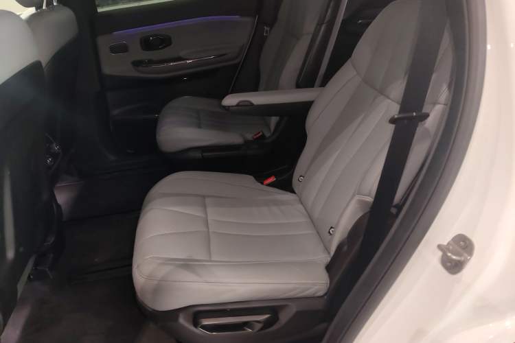 Used Nio ES8 2020 450 km Range 6-Seater Version