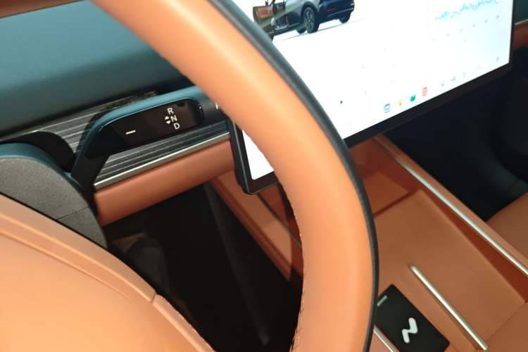 Used ONVO L60 2024 60 kWh Rear-Drive Version