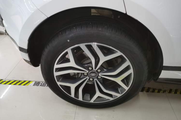 Used Land Rover Range Rover Evoque 2022 Aurora L 249 PS R-Dynamic Luxury Edition