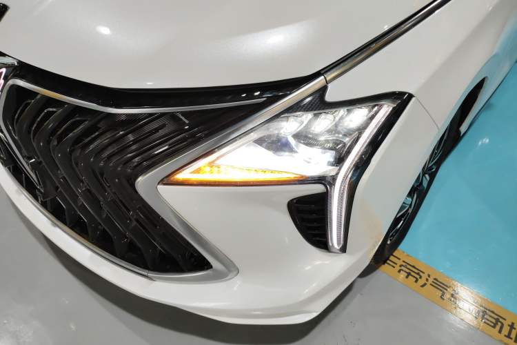 Used FORTHING Yacht 2022 1.5T DCT Chasing-the-Waves Edition
