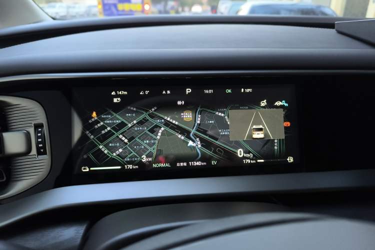 Used Denza D9 2024 DM-i 980 Four-Wheel Drive Prestige Model
