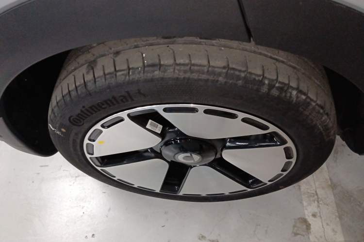 Used  #5 2024 Long-Range Journey Luxury Edition
