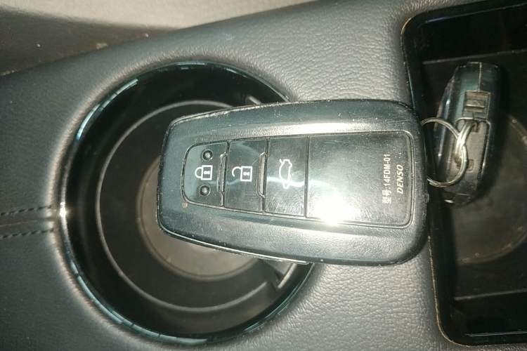 Used Toyota Avalon 2021 2.5L Luxury Edition
