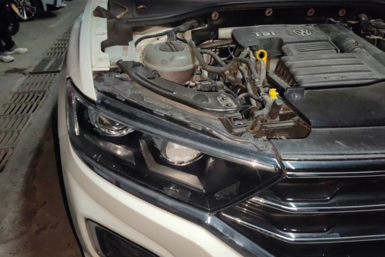 Used Volkswagen T-ROC 2019 280TSI DSG Two-Wheel Drive Comfort Version China VI Standard
