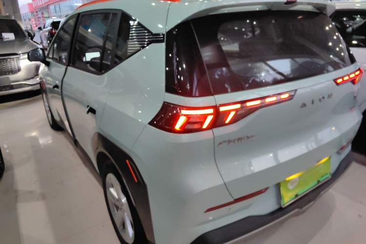 Used AION Y 2022 70 Intelligent Edition Lithium Iron Phosphate
