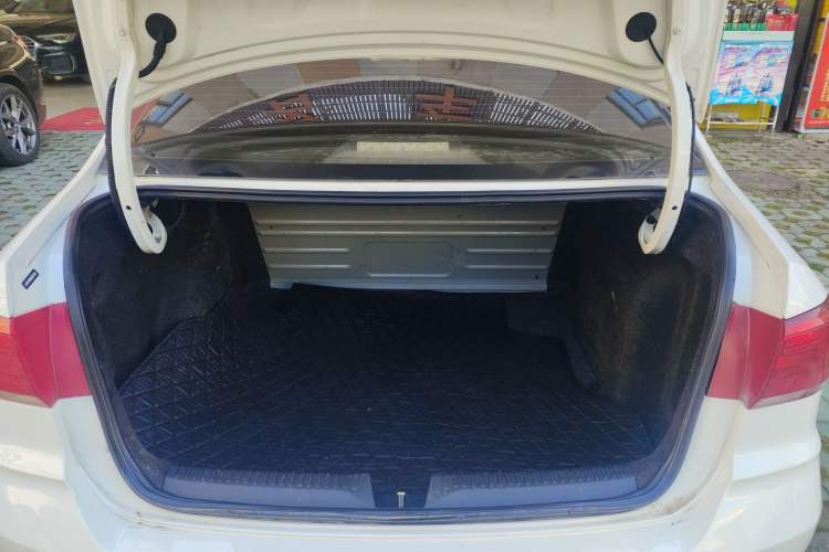 Used Volkswagen Santana 2018 1.5L Manual Fashion Edition
