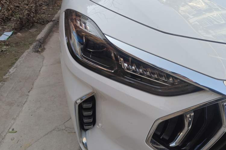 Used JETOUR X70 PLUS 2023 1.5T DCT Brave PLUS 7-Seater
