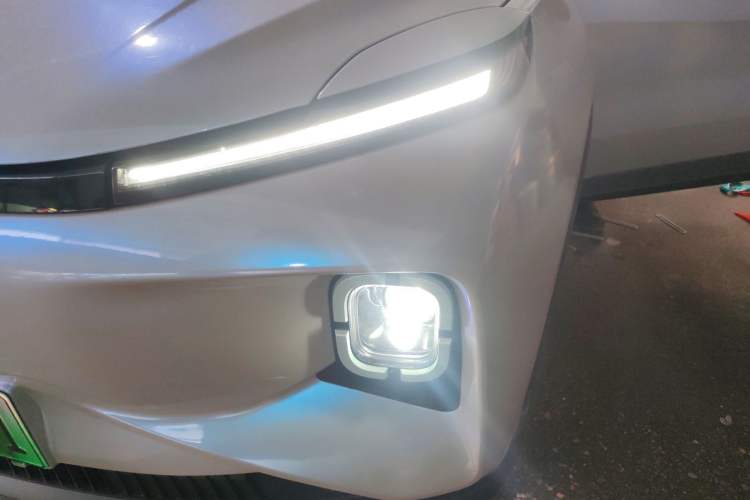 Used Geometry E Firefly 2024 301km Starlight