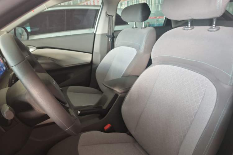 Used Baojun RC-5 2020 1.5L Manual Zhiyao Elite Edition
