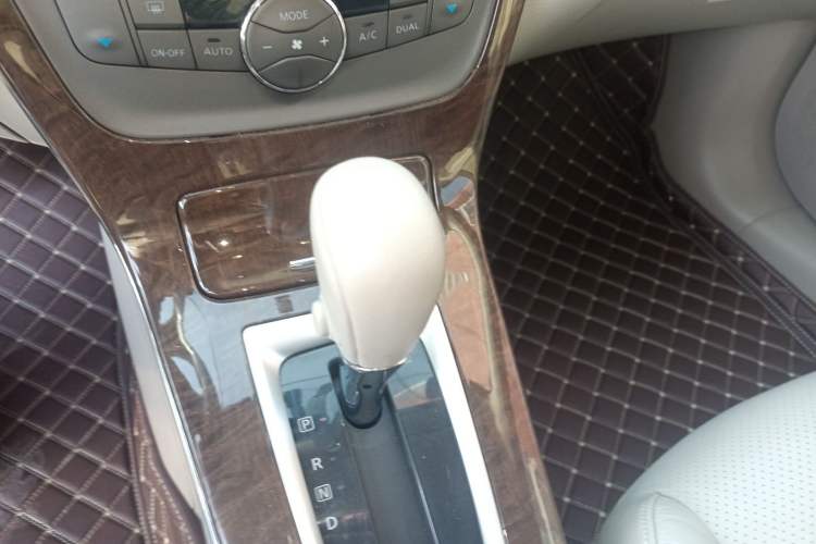 Used Nissan Sylphy 2012 1.8XV CVT Deluxe Edition
