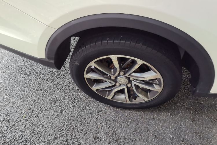 Used Baojun 730 2019 1.5T Manual Fashion Model 7-seater National V
