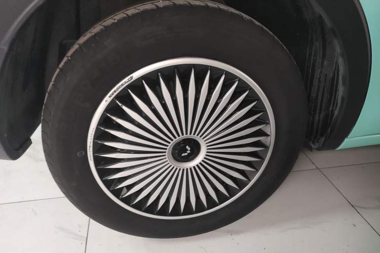 Used Wuling Bingo 2023 333 km Lingxi Connected+ Version
