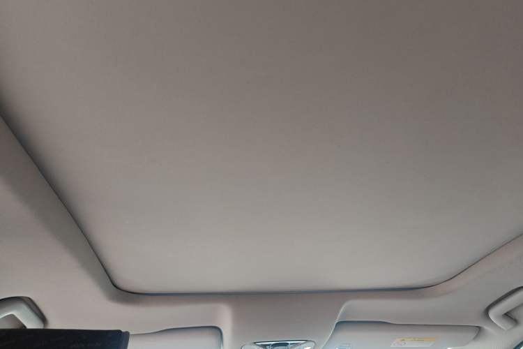 Used GAC Trumpchi GS8 2017 320T Two-Wheel Drive Luxury Smart Connectivity Version (7 Seats)