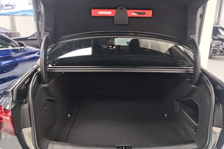 Used Audi A4L 2022 40 TFSI Fashion Dynamic Model
