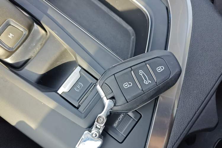 Used Peugeot 4008 2017 380THP Elite Edition