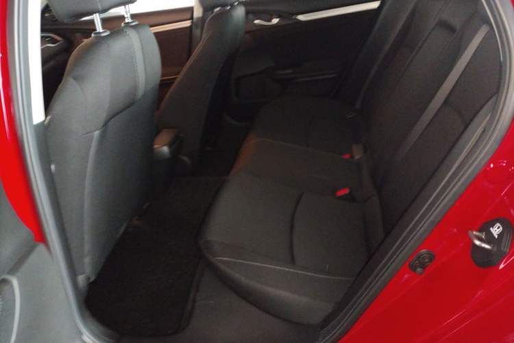 Used Honda Civic 2016 220TURBO CVT Luxury Edition
