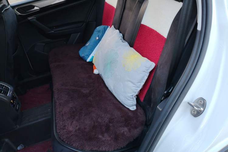 Used Volkswagen Tayron 2021 280TSI Two-Wheel Drive Luxury Smart Connectivity Version
