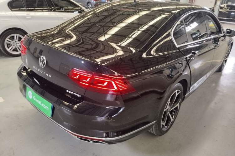 Used Volkswagen Magotan 2023 2 Million Units Commemorative Edition 330TSI DSG Luxury Version
