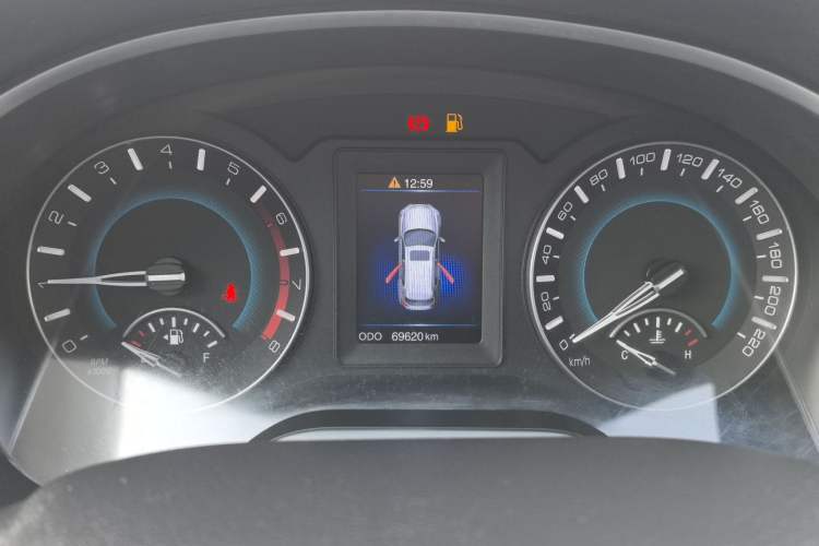 Used Haval H2 2017 Blue Label 1.5T Manual Two-Wheel Drive Luxury Model