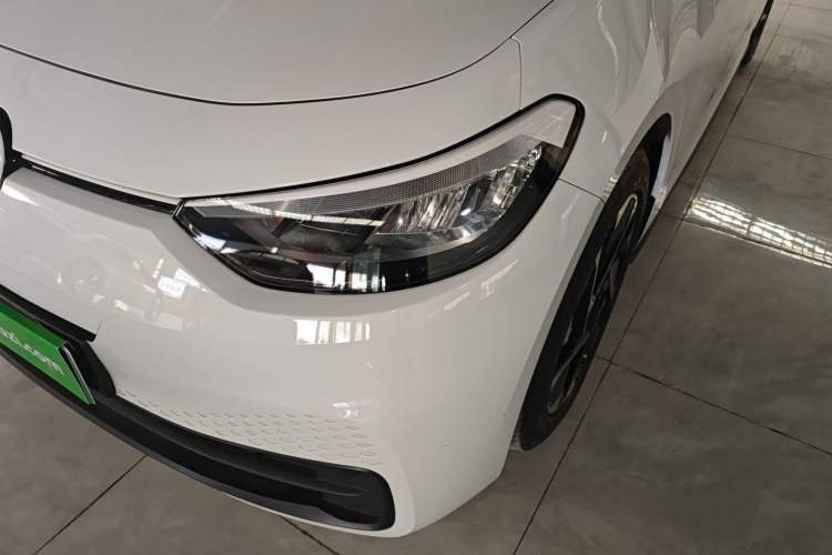 Used Volkswagen ID.3 2025 Smart Edition Outstanding Model
