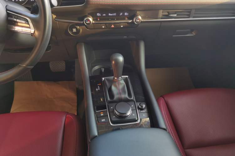 Used Mazda Mazda 3 Axela 2023 2.0L Automatic ZhiZhen Edition
