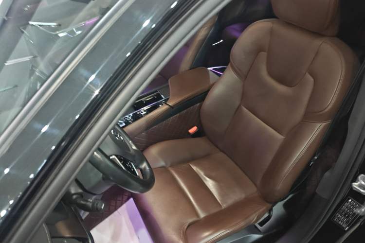 Used Volvo S90 2022 B5 Zhiyuan Luxury Edition