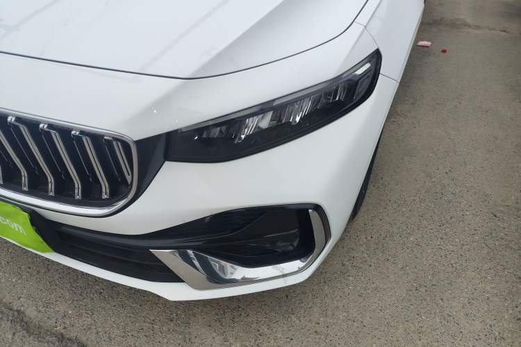 Used Geely Auto Preface 
