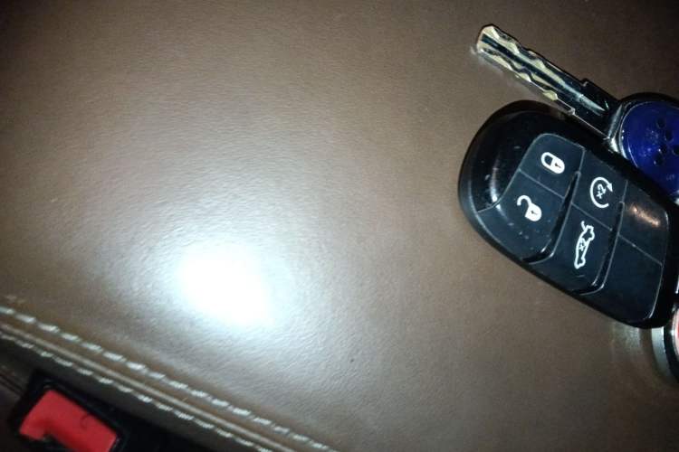 Used Chrysler 300C 2014 3.0L Excellence Edition
