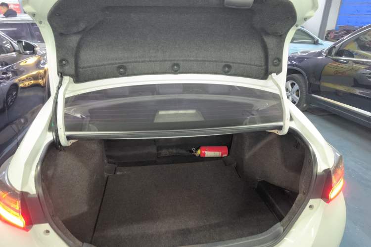 Used Toyota Corolla 2017 Revised Version 1.2T S-CVT GL-i Leather Edition
