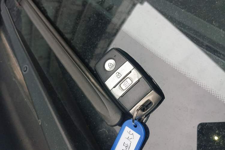 Used Kia K5 2014 2.0L Automatic LUXURY
