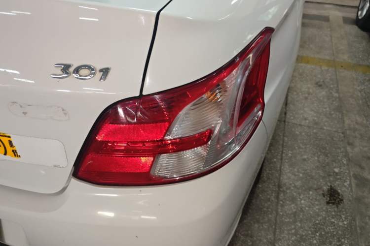 Used Peugeot 301 2014 1.6L Manual Luxury Edition