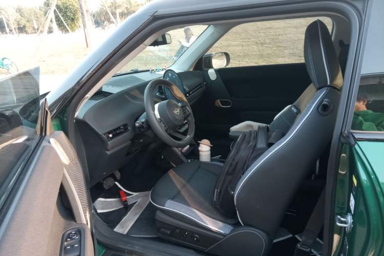 Used  Electric MINI COOPER 2024 452km COOPER SE Artist