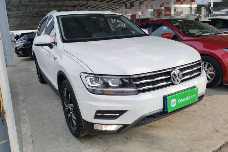 Used Volkswagen Tiguan L 2019 330TSI Automatic Two-Wheel Drive Smart Luxury Version China V Emission Standard
