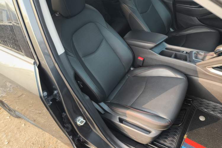 Used Chevrolet Orlando 2019 Redline 530T Automatic Enjoyment Version (5+2 Seating) China VI
