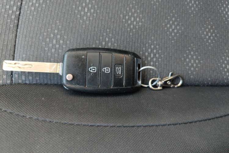 Used Kia K2 2019 Sedan 1.4L Automatic Transmission 15th Anniversary Special Edition GLS China VI Standard
