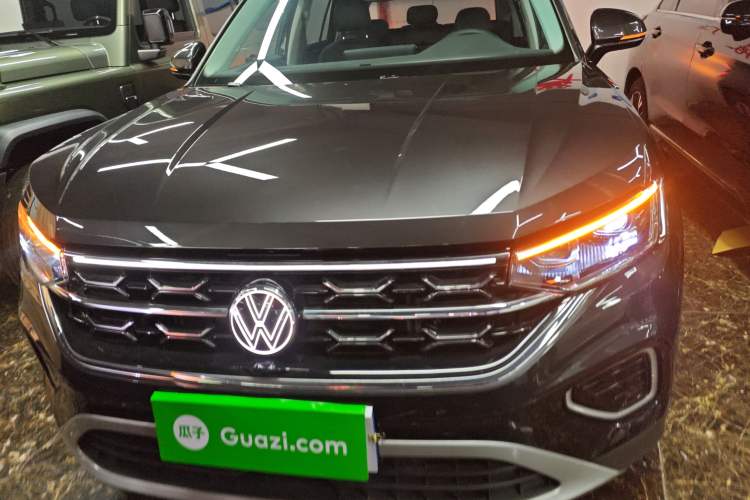 Used Volkswagen Tayron 2024 300TSI Two-Wheel-Drive Luxury Plus Advanced Version