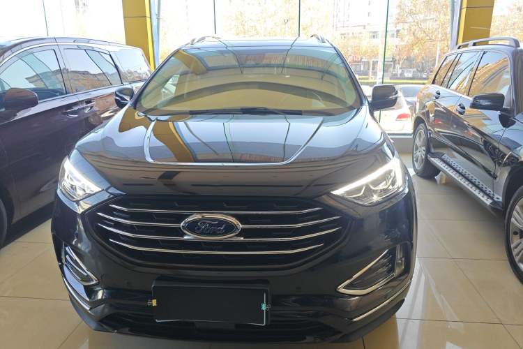 Used Ford Edge 2020 EcoBoost 245 Two-Wheel Drive Titanium 7-Seater
