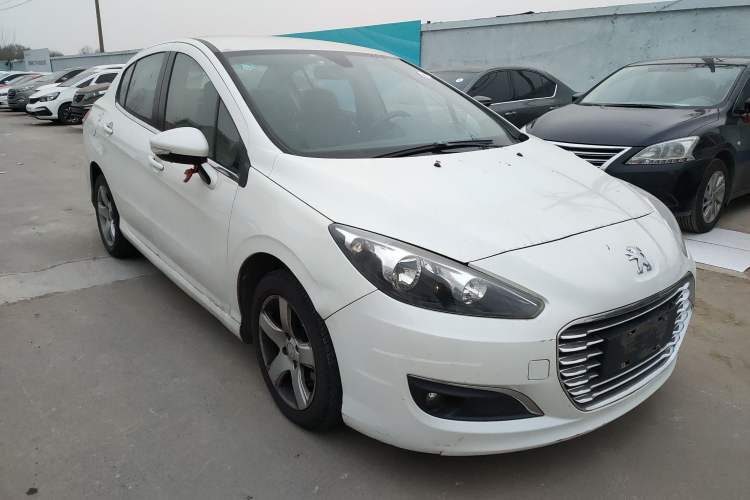 Used Peugeot 308 2014 Enjoy Edition Classic 1.6L Manual YouShang Model

