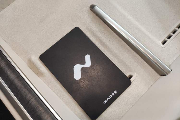 Used ONVO Luxeed L90 2025 Model—Max Six-Seater Version