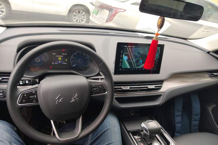 Used Hongqi E-QM5 2022 431 km Charge & Enjoy Edition