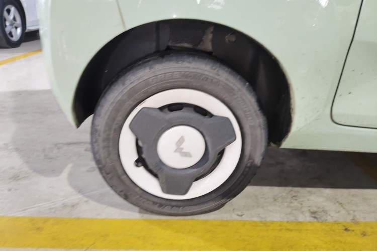 Used Wuling Hongguang MINIEV 2021 Macaron Premium Model – Lithium Iron Phosphate
