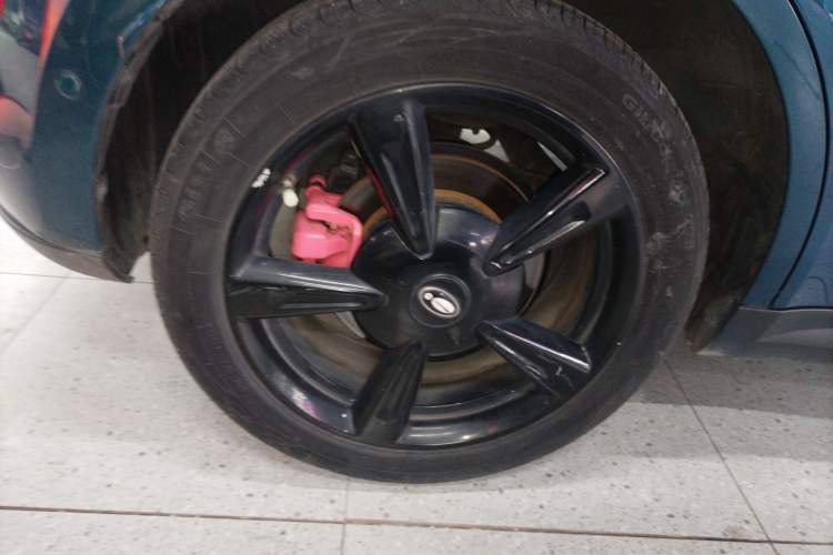 Used ORA Good Cat 2022 Morandi Edition 400km Standard Range Premium Version Lithium-Ion Battery