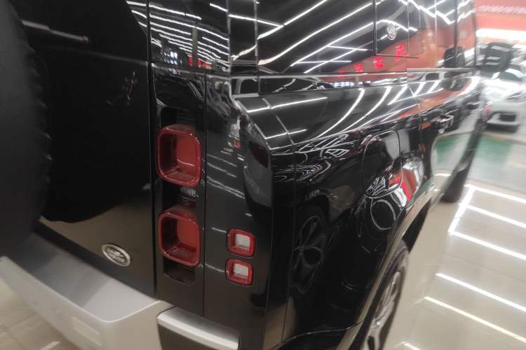 Used Land Rover Defender 2024 110 3.0T P400 XS
